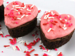 Chocolate Hearts Cake Bites